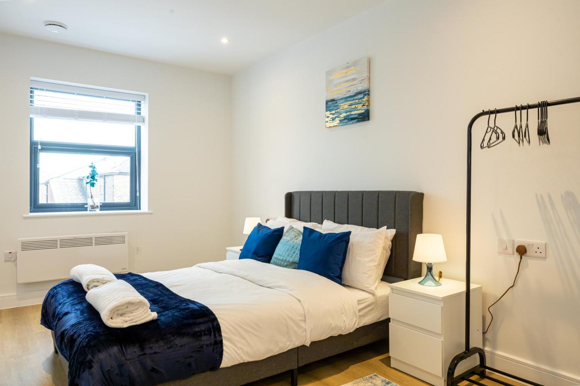 Modern 2 Bed Near Wythenshawe Hospital And Manchester Airport With Parking Eksteriør billede